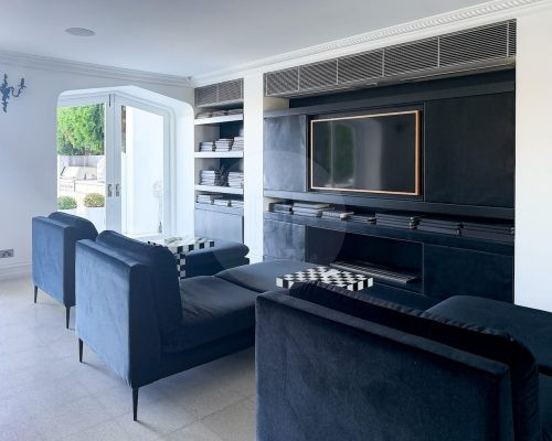 Platinum, Point Piper 168