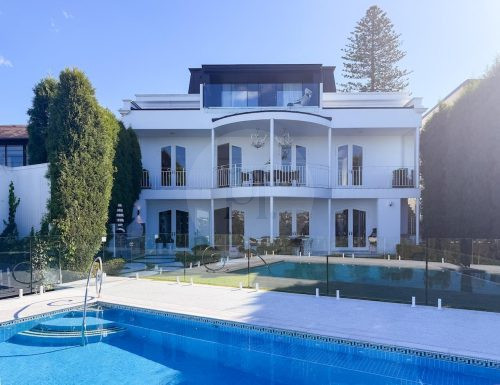 Platinum, Point Piper 199