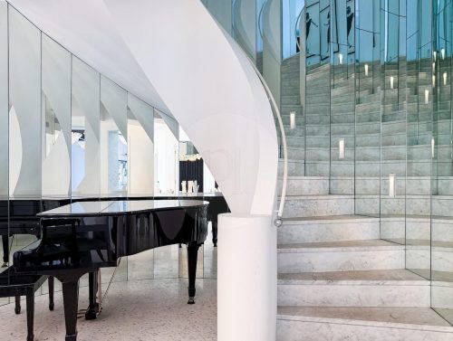 Platinum, Point Piper 47