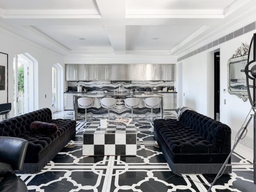 Platinum, Point Piper 71
