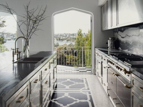 Platinum, Point Piper 98