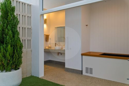 The Dockhouse, Broadbeach Waters 4
