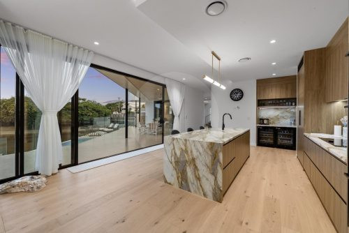 The Dockhouse, Broadbeach Waters 9