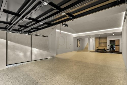 garage