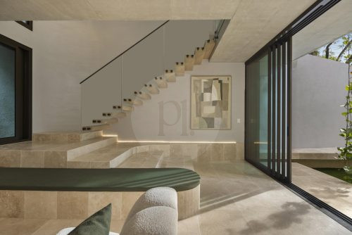 Aurea, Paddington