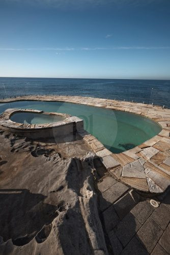 Cliff's Edge, South Coogee10