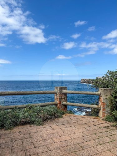 Cliff's Edge, South Coogee44