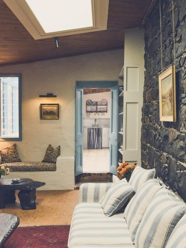Cosy Cottage, Fitzroy 16
