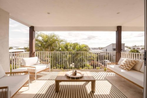 Macchiato, Casuarina 16