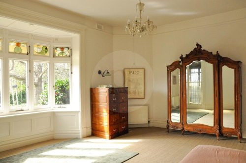 Mosswood, Surrey Hills 26