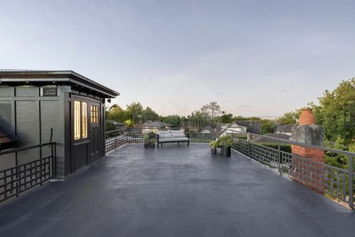 outdoor area