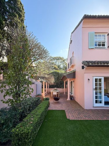 Rosette, Woollahra14