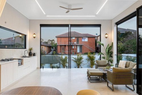 Salerna, Smithfield 16