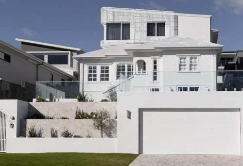 facade garage driveway