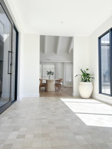 Topsider, Terrigal 25