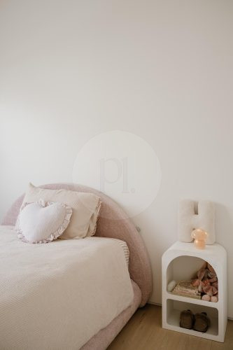 Eva May, Highbury 12