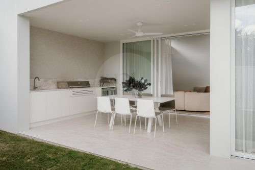 outdoor area garden established
