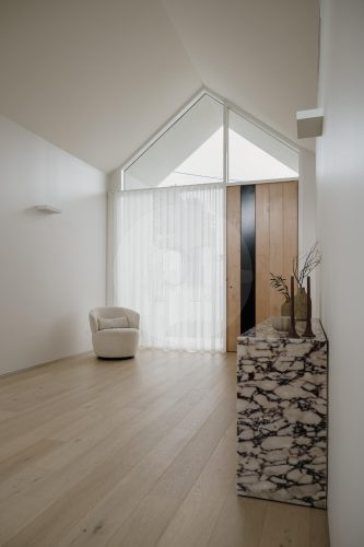 Eva May, Highbury 3