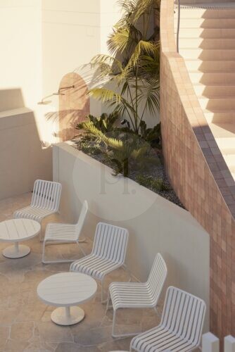 Getaway Motel, Berry 6