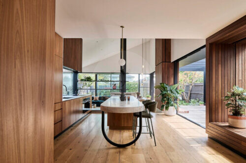 Nutmeg, Northcote 1