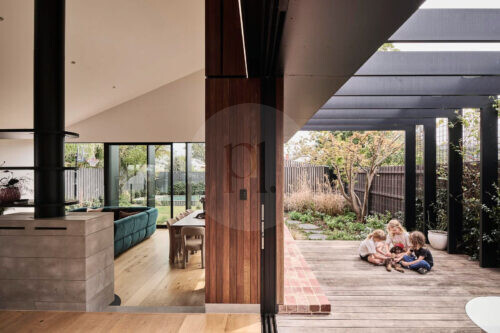 Nutmeg, Northcote 7