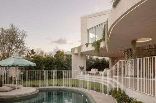 Selene, Burleigh Waters 10