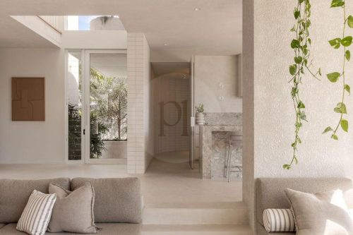 Selene, Burleigh Waters 48