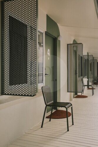 The Vacancy, Palm Beach 8