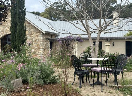 Pastis, Alstonville