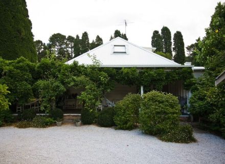 facade driveway