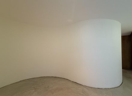 ARES CURVED WALL4
