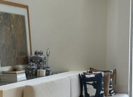 ARES LIVING8