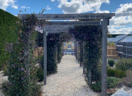 Adina-Homestead-Kyneton-South-01.jpeg