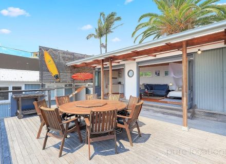 dining space outdoor area