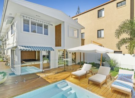 pool facade