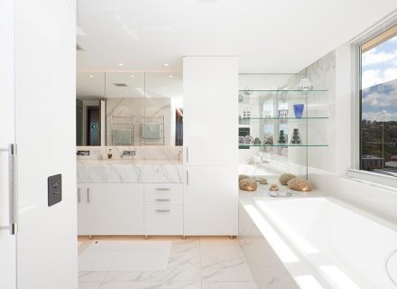 Amara Amore, Bondi-07