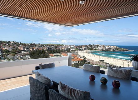 Amara Amore, Bondi-38