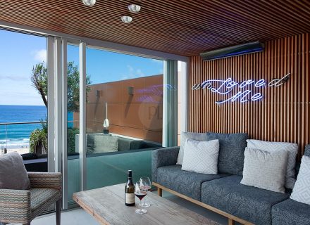 Amara Amore, Bondi-41