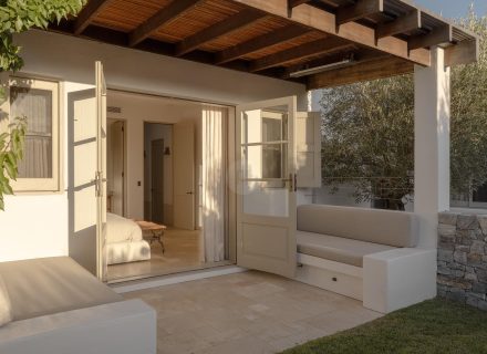 Amira, Mermaid Waters-20