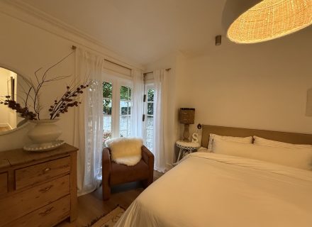 BETTY master bedroom9