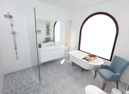 laundry bathroom