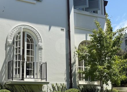 Bell Rives 158 facade