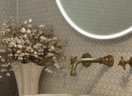 Betty guest bathroom17
