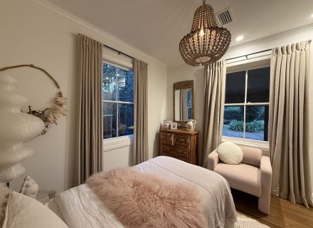 Betty guest room single4