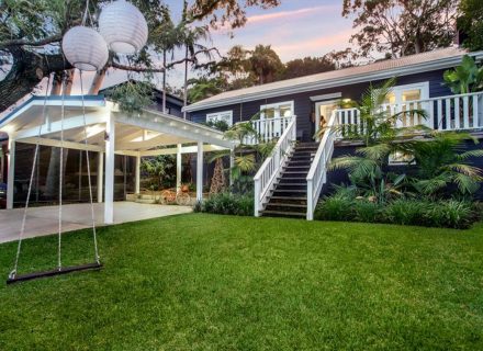 facade garage driveway