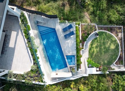outdoor area