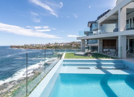 Caspian, South Coogee 30