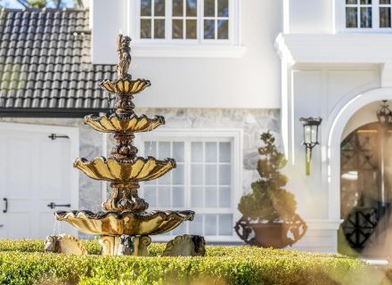 Chateau Blanca, Dural 24