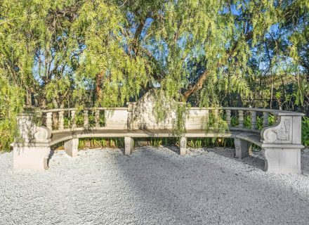 Chateau Blanca, Dural 27