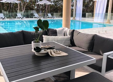 Chateau Blanca, Dural 54